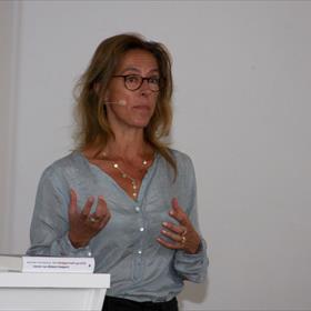 Mirjam van Hengel over Campertbiografie 'Een knipperend ogenblik' 